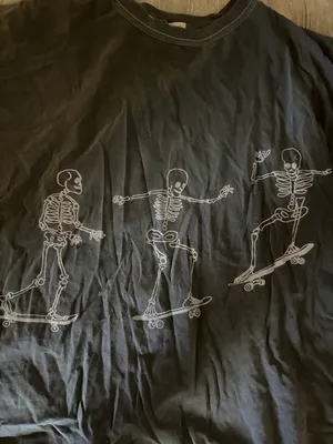 UO Graphic Tee thumbnail 2