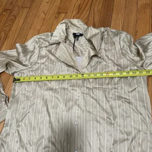 Paige‎ NWT Capriana Silk Button Down Shirt in Pale Olive/Marble Size XL thumbnail 7