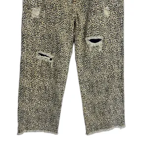 POL Jeans Womens 30 Medium Beige High Rise Crop Relaxed Leopard Distressed Denim thumbnail 3