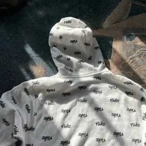 Nike Allover Logo Pullover Hoodie Women’s XS White Black Print Fleece Sweatshirt thumbnail 11