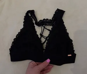 PINK Bralette Victoria's Secret thumbnail 1
