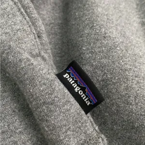 Patagonia hoodie thumbnail 3