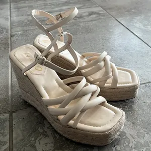Circus NY Sam Edelman Irene Strappy Wedge Sandals, Size 9 NEW w/o Box thumbnail 4