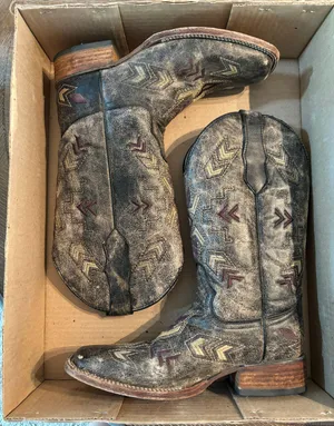 Western Boots Size 8 thumbnail 1
