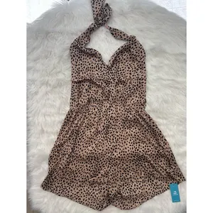 Cupshe Leopard Print Halter Romper Size Medium thumbnail 4