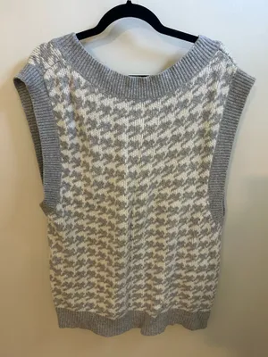 Abercrombie Sweater Vest V-Neck Gray and White thumbnail 3
