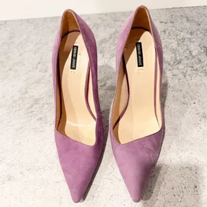 Giorgio Armani Suede Purple Suede‎ High Heels asymmetrical pointed Pump Size 40 thumbnail 2