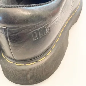 Dr. Martens Womens Size 10 US 4-Eyelet Oxford Black Leather‎ Model 8C48 thumbnail 6