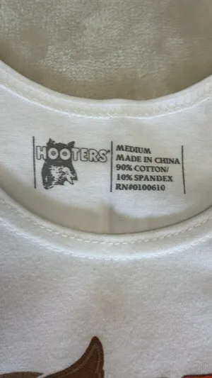HOOTERS Tank Top Women's White thumbnail 3