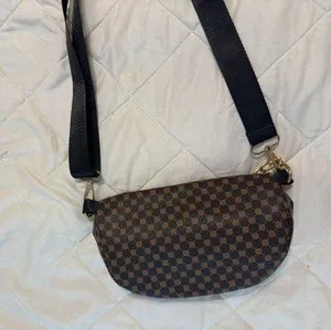 Crossbody Bag thumbnail 2