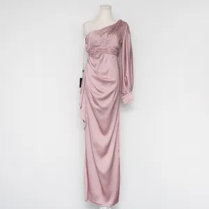 IEENA for Mac Duggal - One-Shoulder Satin Gown‎ thumbnail 2