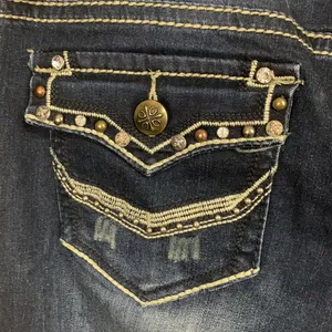 Vanity Premium Dark Wash Bling Pocket Harlow Jeans Size 32 thumbnail 7