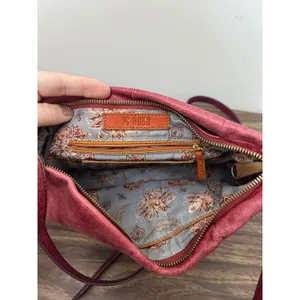 Hobo Red Genuine‎ Leather Slouchy Crossbody Bag Whipstitch Detail Tassel Zipper thumbnail 9