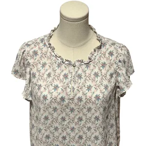 LOFT Women's Floral Ruffle Sleeve Top Size Large Petite thumbnail 5
