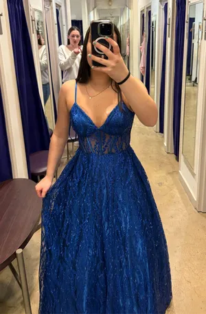 Windsor princess gown prom dress  thumbnail 4