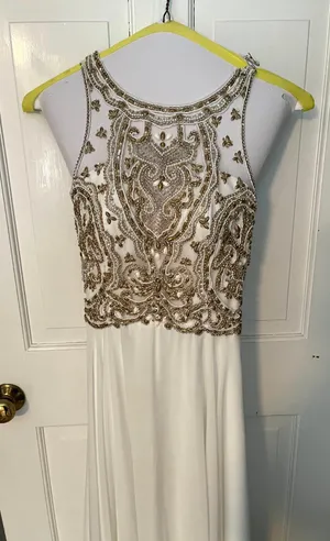 Prom Dresss thumbnail 3