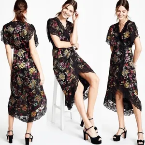 Alice + Olivia Adele Floral Wrap Midi Dress with Lace Trim Black Size 2 thumbnail 16