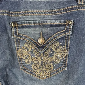 Nine West Jeans Womens 10/30 Bling Embroidered Rhinestone Capri Pants Blue Denim thumbnail 14