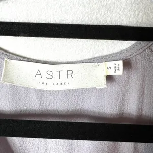 ASTR the label purple lined‎ wrap dress women’s small thumbnail 5