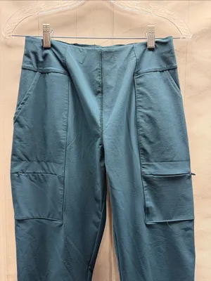 Fabletics NWT Midnight Wave Teal High Waisted Hybrid Cargo Pants Size Small thumbnail 6