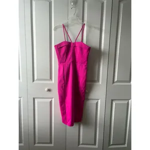 BARDOT HOT PINK PIN UP DRESS SIZE 4 Barbiecore Bodycon thumbnail 2