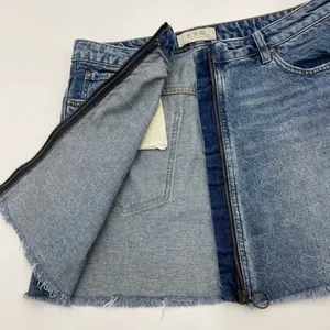 Free People Denim Jean Mini Skirt Zipper Circle Pull Frayed Raw Sz 28 waist thumbnail 4
