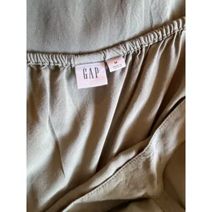 Gap Olive Green Wide Leg Cami Jumpsuit Medium Tie Strap 100% Viscose Pockets thumbnail 4