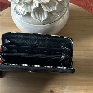 Coach Signature Embossed Black Patent Leather Accordion Zip Wallet thumbnail 3