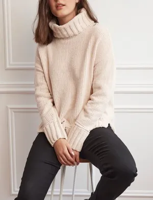 Aerie Chenille Oversized Turtleneck Sweater Ivory Cream- Size Medium thumbnail 1