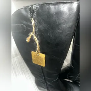 Born Black Leather Knee High Riding Boots Buckle Side Zip Women’s 6.5 thumbnail 7
