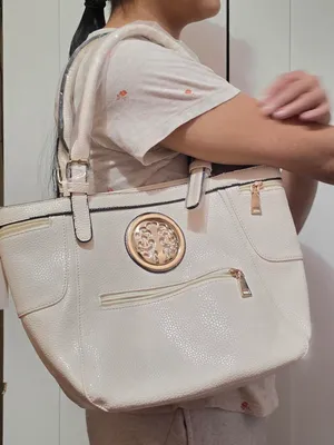 Beautiful white purse thumbnail 7