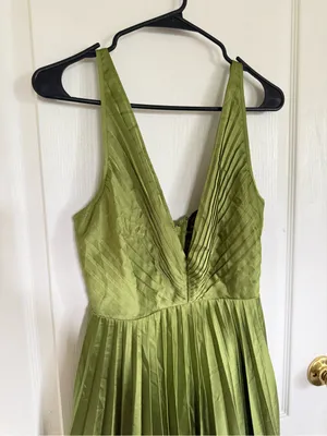 Abercrombie & Fitch NEW Giselle Pleated Mini Dress in Green thumbnail 3