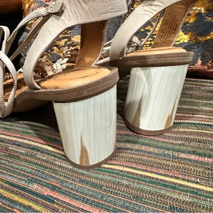 Franco Sarto Rina Leather Fringed Ankle-Tie Sandals size 8.5 thumbnail 7