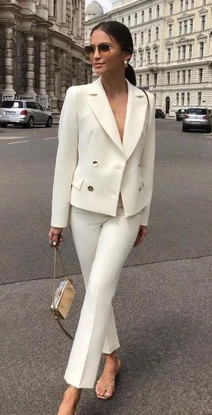 Zara NWT White STANDARD LENGTH SATIN TROUSERS. Size Large thumbnail 3