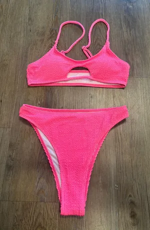 Pink Shein Bathing Suit Set thumbnail 1