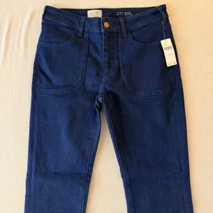 Pilcro Low-Rise Icon Flare Jeans Womens 27 Tall Blue Denim NWT thumbnail 8