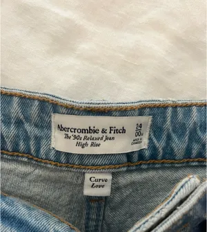 Abercrombie High Rise 90s Relaxed Jean Curve Love Extra Short thumbnail 7