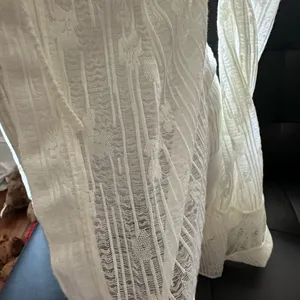 Chic Sheer White Tie thumbnail 3