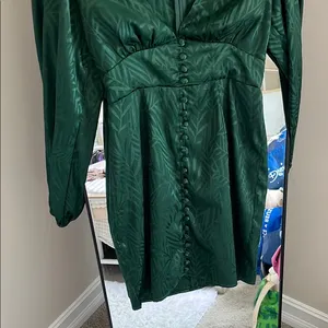 Hello Molly Green Sheath Dress with Puff Sleeves thumbnail 4