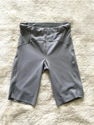 Lululemon SenseKnit Running High-Rise Short 10" Grey Size 6 thumbnail 4