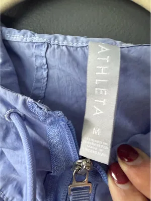 Athleta Lightweight Lavender Hooded Windbreaker Jacket, Size M thumbnail 3