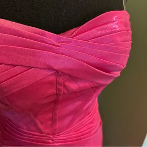 NWOT metallic pink strapless prom dress ruched front slit size 0 thumbnail 5