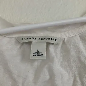 FINAL MARKDOWN Banana republic ruffled hem top large thumbnail 4