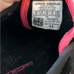 Under Armour‎ Black Athletic Shoes thumbnail 6