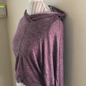 Project social‎ T/urban outfitters red hooded sweater small thumbnail 3