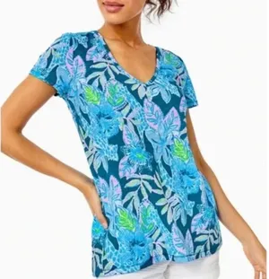 Lilly Pulitzer Etta V-neck T-shirt in Macaw Blue thumbnail 1