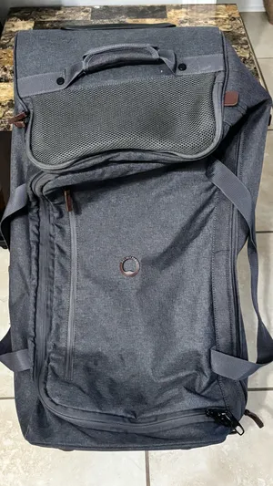 Delsey Paris Large Gray Travel Deffel Bag Soft Sided Luggage Multiple Pocket thumbnail 2