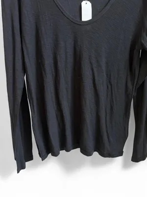 COMUNE "Malibu" Black Long Sleeve Scoop Neck Top thumbnail 4