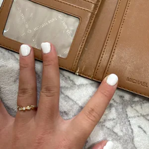 Michael Kors Wallet  thumbnail 3