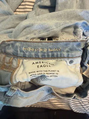 American Eagle Jeans thumbnail 4